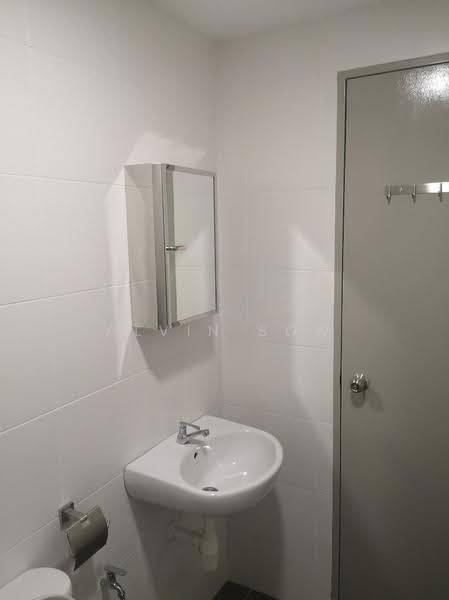 Kondominium untuk Disewa di Residensi Platinum Teratai - Alvin Sow - Bathroom - PropertyGuru.com.my