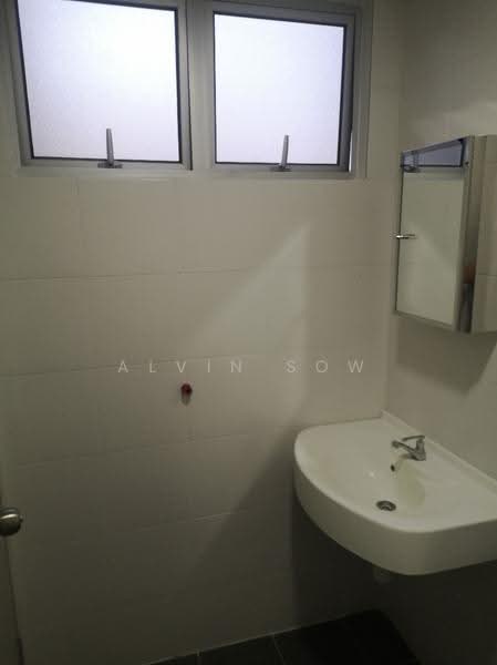 Kondominium untuk Disewa di Residensi Platinum Teratai - Alvin Sow - Bathroom - PropertyGuru.com.my