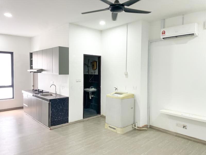 Office for Rent in Seri Kembangan (Selangor) - Peggy Lim - Kitchen - PropertyGuru.com.my