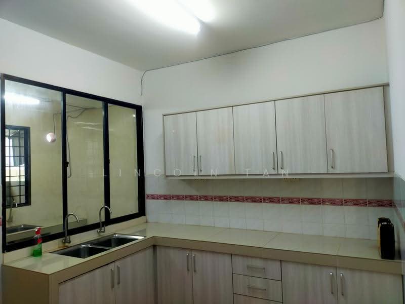 Rumah Teres 2-Tingkat untuk Dijual di Taman Wawasan (Puchong) - Lincoln Tan - Kitchen - PropertyGuru.com.my