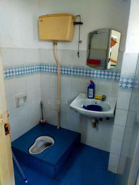 Rumah Teres 2-Tingkat untuk Dijual di Taman Wawasan (Puchong) - Lincoln Tan - Bathroom - PropertyGuru.com.my