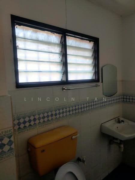 Rumah Teres 2-Tingkat untuk Dijual di Taman Wawasan (Puchong) - Lincoln Tan - Bathroom - PropertyGuru.com.my