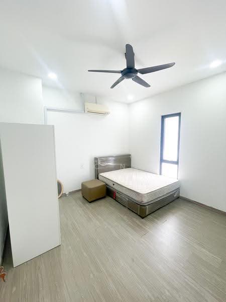 Office for Rent in Seri Kembangan (Selangor) - KC Ng - Bedroom - PropertyGuru.com.my