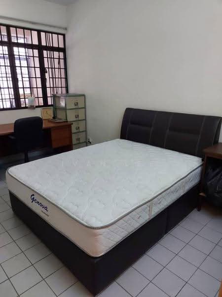 Rumah Teres 2-Tingkat untuk Dijual di Bandar Utama (Selangor) - Ivan Lee - Bedroom - PropertyGuru.com.my