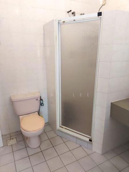 Rumah Teres 2-Tingkat untuk Dijual di Bandar Utama (Selangor) - Ivan Lee - Bathroom - PropertyGuru.com.my