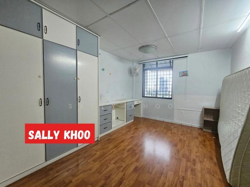 Pangsapuri untuk Dijual di Desa Permai Indah Apartment - Sally Khoo - Bedroom - PropertyGuru.com.my