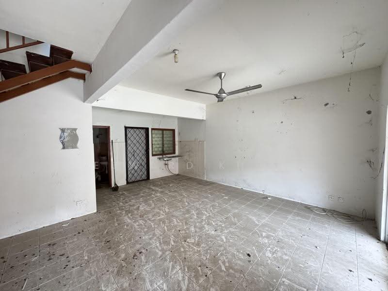 2-storey Terraced House for Sale in Bandar Saujana Putra (Jenjarom) - Edward Khor - Interior - PropertyGuru.com.my