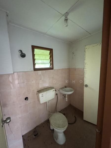 2-storey Terraced House for Sale in Bandar Saujana Putra (Jenjarom) - Edward Khor - Bathroom - PropertyGuru.com.my