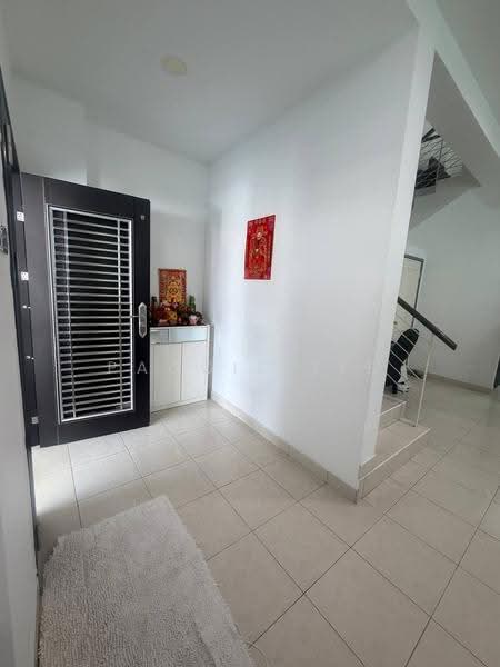 Cluster House for Sale in Taman Adda Heights (Tebrau) - Paggie Tee - Entrance - PropertyGuru.com.my