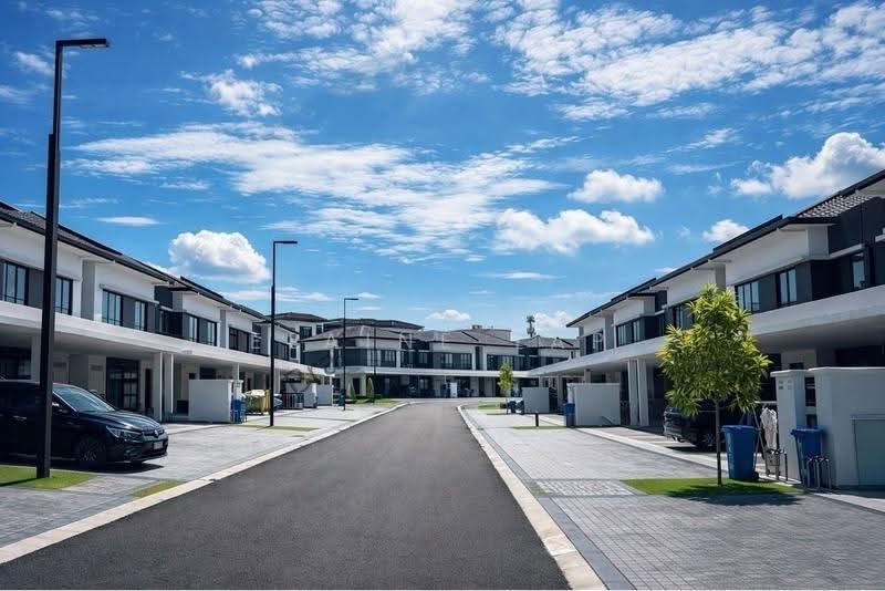Townhouse for Sale in Eco Ardence (Setia Alam) - Elaine Yap - Exterior - PropertyGuru.com.my