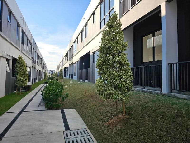 Townhouse for Sale in Eco Ardence (Setia Alam) - Elaine Yap - PropertyGuru.com.my