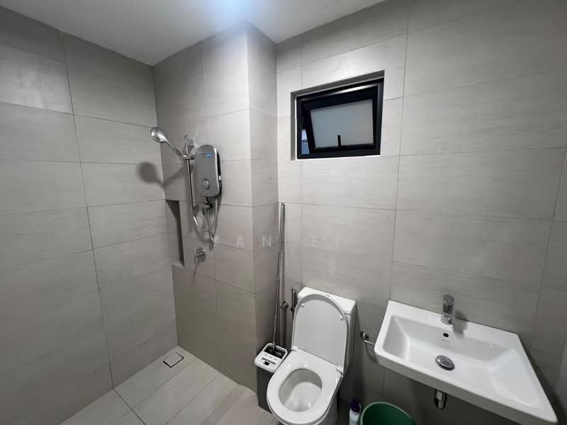 Service Residence for Rent at Residensi Ava @ Kiara Bay - Yan Zi - Bathroom - PropertyGuru.com.my