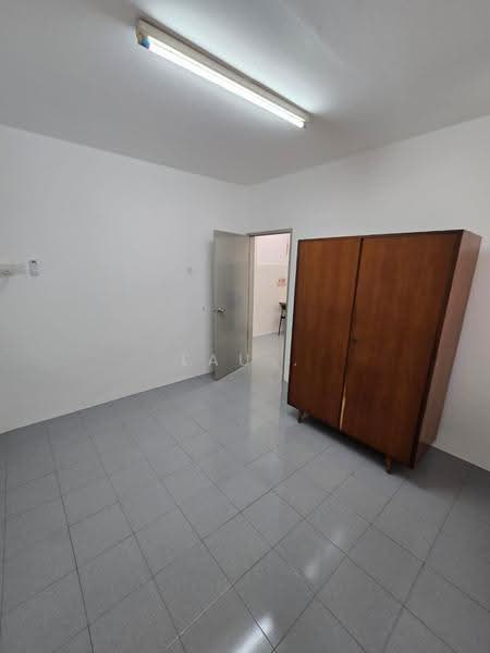Flat for Rent at Pangsapuri Pelangi - LAU . - Interior - PropertyGuru.com.my