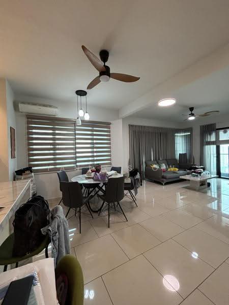 Kondominium untuk Dijual di The Reach @ Titiwangsa - Yanny Siow - Living Room - PropertyGuru.com.my