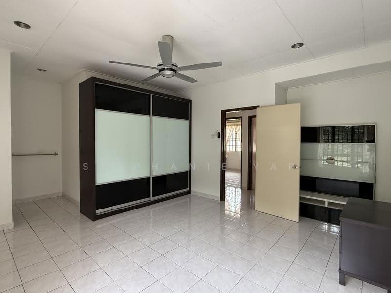 Rumah Teres untuk Dijual di Bandar Botanic (Klang) - Stephanie Yap - Bedroom - PropertyGuru.com.my
