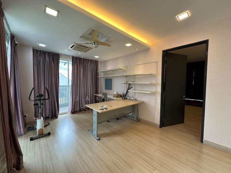 Rumah Teres 3-Tingkat untuk Dijual di Bandar Teknologi Kajang (Kajang) - Jake Lim - Study - PropertyGuru.com.my