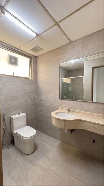Condominium for Sale at Platinum Lake PV 10 - Nurulbahtiah Mahmud - Bathroom 2 - PropertyGuru.com.my