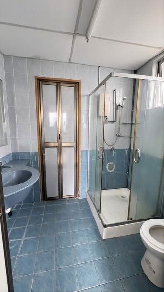 Condominium for Sale at Platinum Lake PV 10 - Nurulbahtiah Mahmud - Bathroom 1 - PropertyGuru.com.my