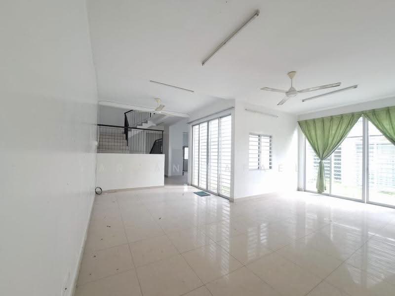 Rumah Teres 2-Tingkat untuk Dijual di Puncak Bestari (Puncak Alam) - Farhan Rafael - Living Room - PropertyGuru.com.my