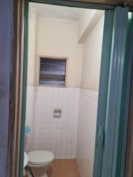 Apartment for Sale at Pinang 1B Gallery 1E - Syamsul Ilham - Bathroom - PropertyGuru.com.my