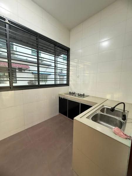 Rumah Teres 2-Tingkat untuk Dijual di Bukit Indah (Iskandar Puteri (Nusajaya)) - Joanne Lau - Kitchen - PropertyGuru.com.my