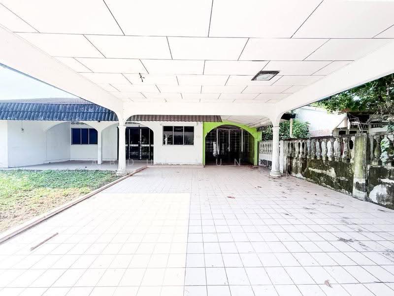 Bungalow House for Sale in Taman Marida (Senawang) - Abdul Mun'im Abdul Rahman - Exterior - PropertyGuru.com.my