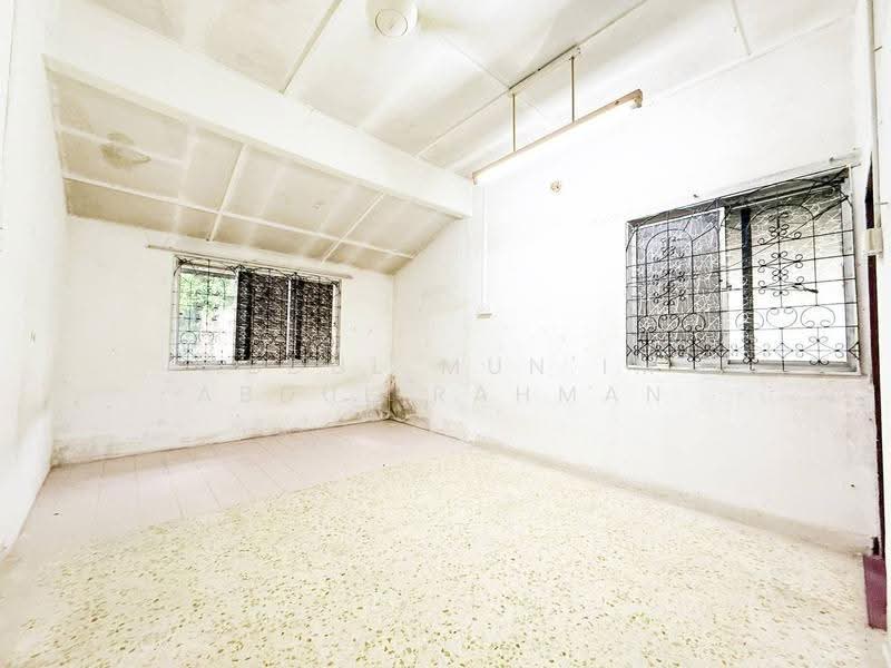 Bungalow House for Sale in Taman Marida (Senawang) - Abdul Mun'im Abdul Rahman - Interior - PropertyGuru.com.my