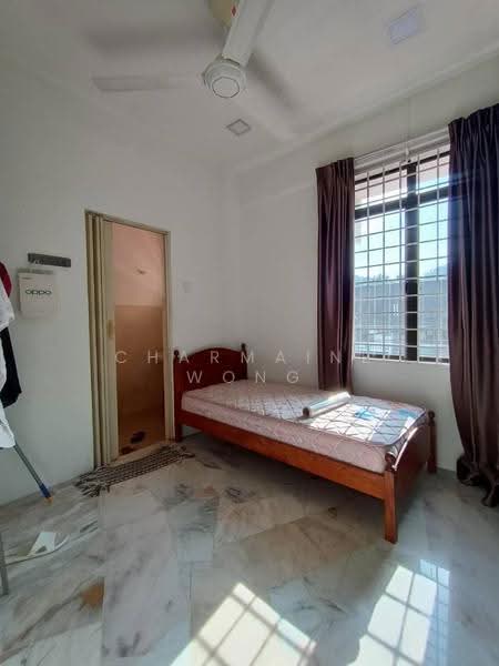 Flat for Rent at Taman Bukit Teratai - Charmaine Wong - Bedroom - PropertyGuru.com.my