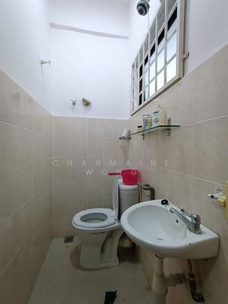 Flat for Rent at Taman Bukit Teratai - Charmaine Wong - Bathroom - PropertyGuru.com.my