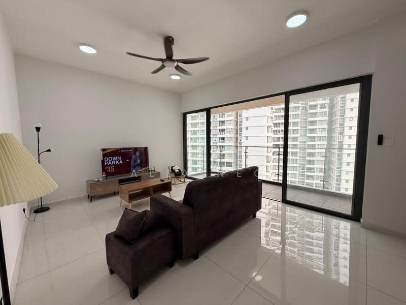 Kondominium untuk Disewa di Bay Laurel @ Country Garden Danga Bay - Alex Neo - Living Room - PropertyGuru.com.my