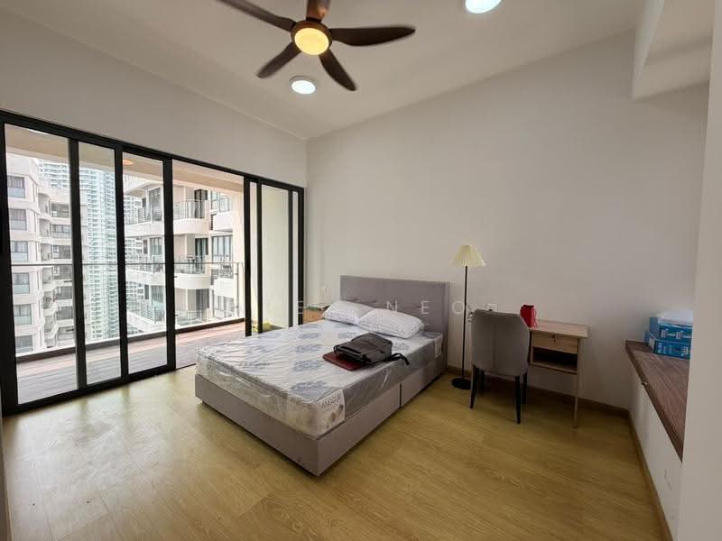 Kondominium untuk Disewa di Bay Laurel @ Country Garden Danga Bay - Alex Neo - Bedroom - PropertyGuru.com.my