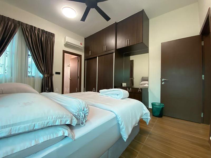 Rumah Teres 2-Tingkat untuk Dijual di Bukit Jelutong (Shah Alam) - Zamila Ismail - Bedroom - PropertyGuru.com.my