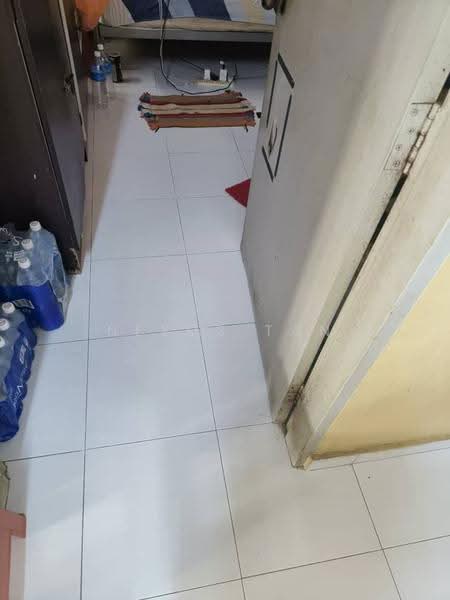 Apartment for Sale at Mentari Court - Nexus Tan - Corridor - PropertyGuru.com.my