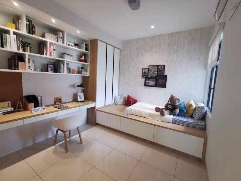 Rumah Kluster untuk Disewa di Taman Mount Austin (Tebrau) - Queenie Ng - Bedroom - PropertyGuru.com.my
