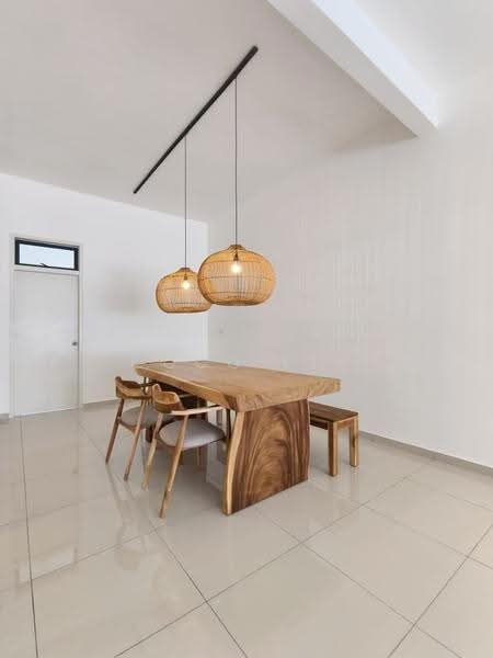 2-storey Terraced House for Rent in Taman Desa Tebrau (Tebrau) - Coco Lee - Dining Room - PropertyGuru.com.my