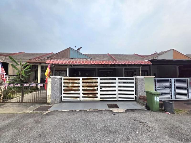1-storey Terraced House for Sale in Bandar Baru Bangi (Selangor) - Mohd Faizal - Exterior - PropertyGuru.com.my