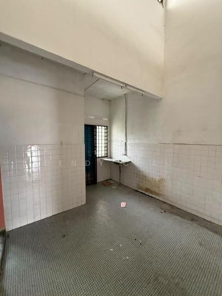 Rumah Teres 1-Tingkat untuk Dijual di Taman Puteri Wangsa (Ulu Tiram) - Cendy Chau - Kitchen - PropertyGuru.com.my