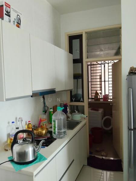 Service Residence for Rent at D'Summit Residences - Sun Yap - Kitchen - PropertyGuru.com.my