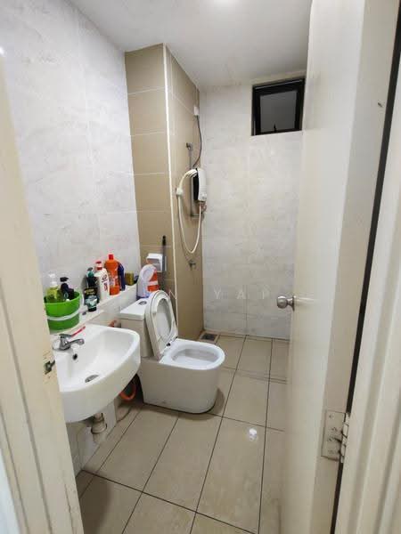 Service Residence for Rent at D'Summit Residences - Sun Yap - Bathroom - PropertyGuru.com.my