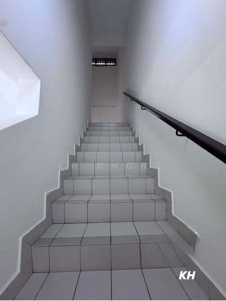 Terraced House for Rent in Bandar Botanic (Klang) - KH Chong - Corridor - PropertyGuru.com.my