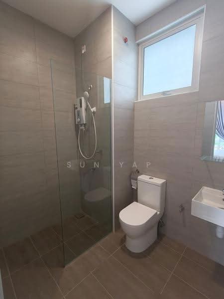 Service Residence for Rent at THE SENAI GARDEN (PANGSAPURI IMPIAN SENAI) - Sun Yap - Bathroom - PropertyGuru.com.my