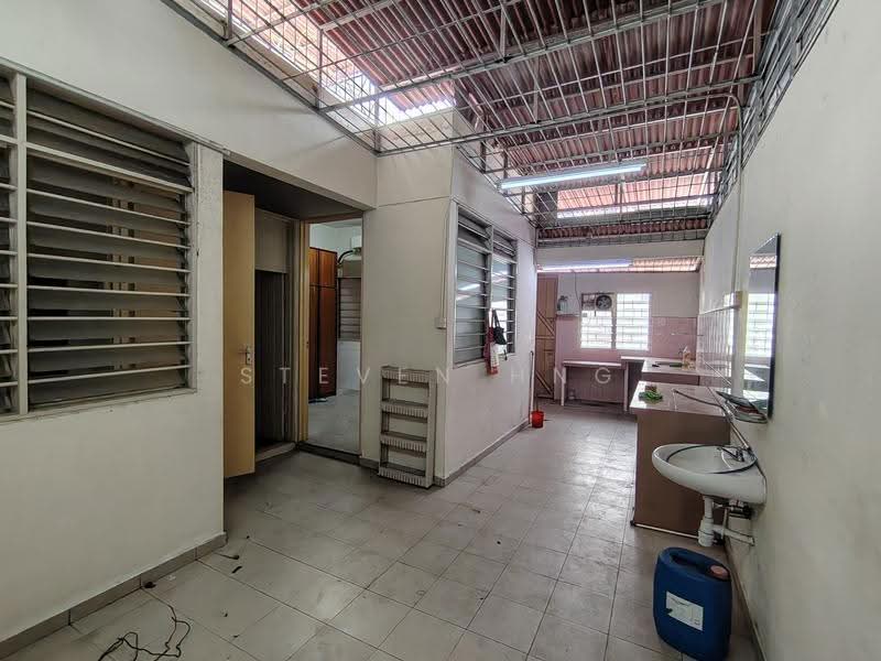 Rumah Teres 2-Tingkat untuk Disewa di Island Glades (Jelutong) - Steven Hng - Kitchen - PropertyGuru.com.my