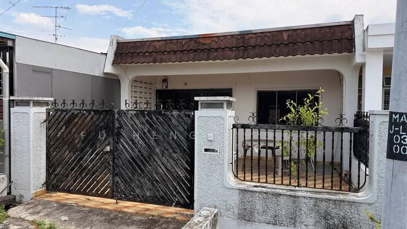 1-storey Terraced House for Sale in Taman Skudai Baru (Skudai) - Fu Heng Chong - Exterior - PropertyGuru.com.my