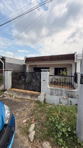1-storey Terraced House for Sale in Taman Skudai Baru (Skudai) - Fu Heng Chong - Exterior - PropertyGuru.com.my
