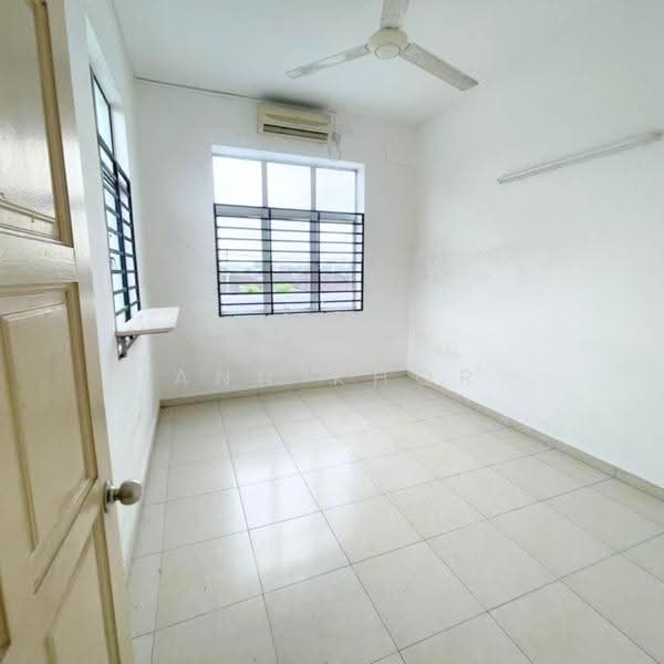 2-storey Terraced House for Sale in Taman Cegar (Simpang Ampat) - Ann Khor - Interior - PropertyGuru.com.my