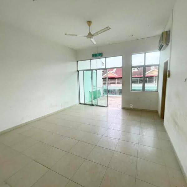 2-storey Terraced House for Sale in Taman Cegar (Simpang Ampat) - Ann Khor - Interior - PropertyGuru.com.my