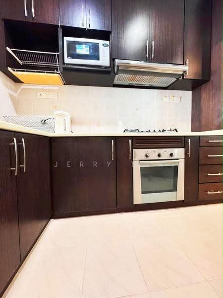 Apartment for Rent at University Place (Plaza Ivory) - Jerry Tan - Kitchen - PropertyGuru.com.my