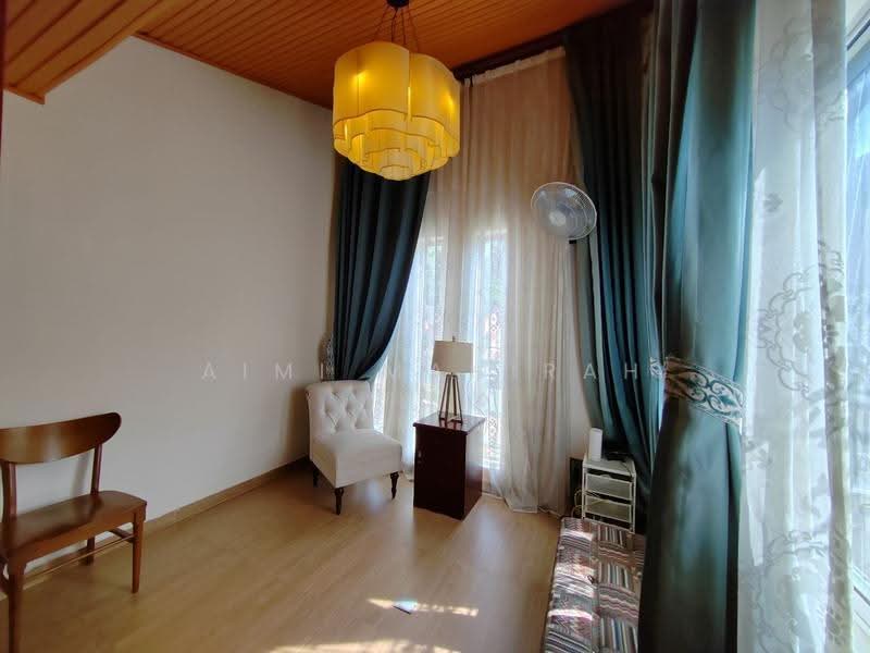 Semi-Detached House for Sale in Taman Koperasi Cuepacs (Cheras) - Aimi Mahirah - Living Room - PropertyGuru.com.my