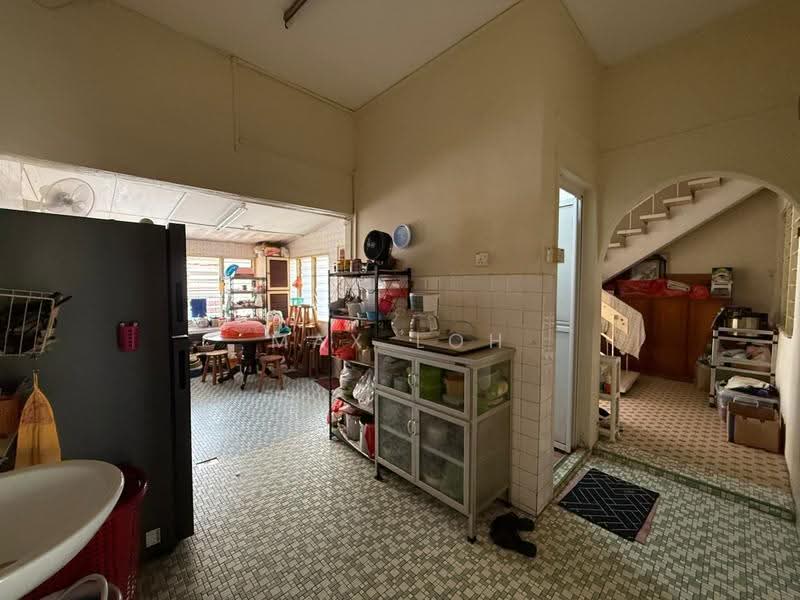 Rumah Teres 2-Tingkat untuk Dijual di Taman Pelangi (Johor Bahru) - Max Loh - Kitchen - PropertyGuru.com.my
