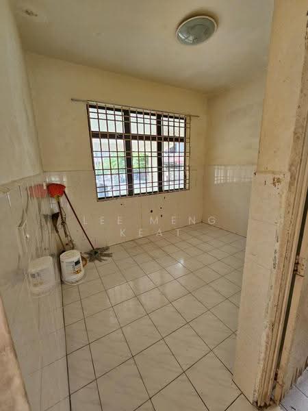 Rumah Berkembar untuk Dijual di Batu Ferringhi (Penang) - Lee Meng Keat - Kitchen - PropertyGuru.com.my